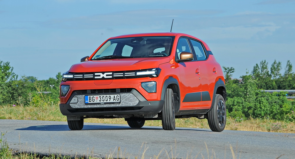 Test - Dacia Spring / Foto Dmotion.rs