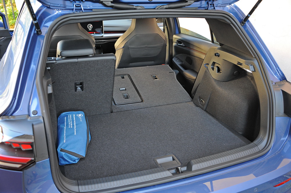 Test Volkswagen Golf 8 1.5 TSI R-Line