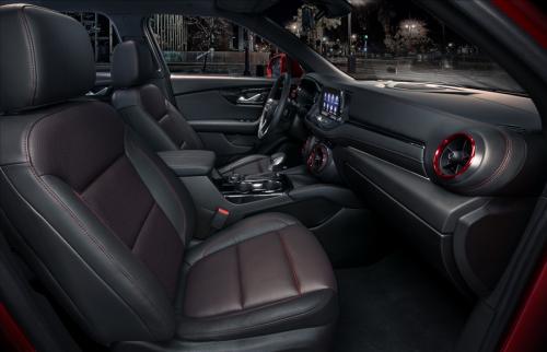 The 2019 Chevrolet Blazer RS interior features a driver-centric