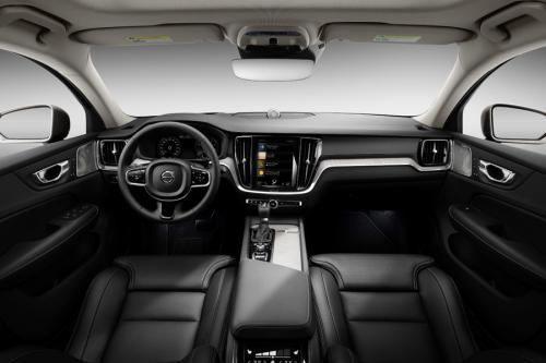 New Volvo V60 Cross Country interior