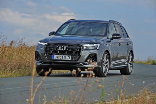 Test – Audi Q7 TFSIe 60 / Foto: Dmotion.rs