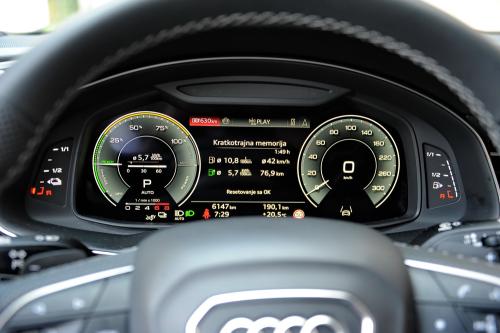 Test – Audi Q7 TFSIe 60 / Foto: Dmotion.rs