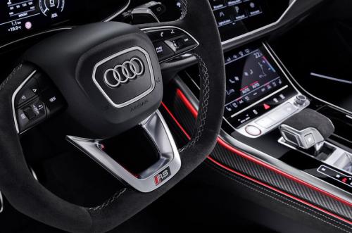 Audi_RS_Q8_4