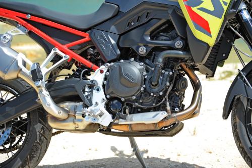 BMW_F900GS_004_resize