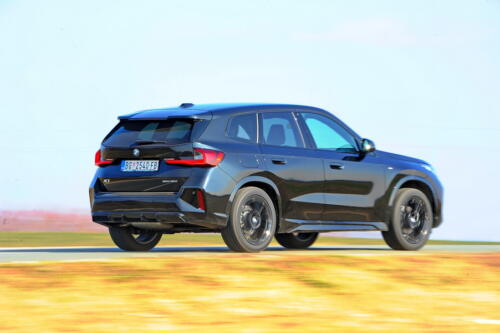 BMW_X1_18d_sDrive_2023_006