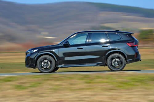 BMW_X1_18d_sDrive_2023_008