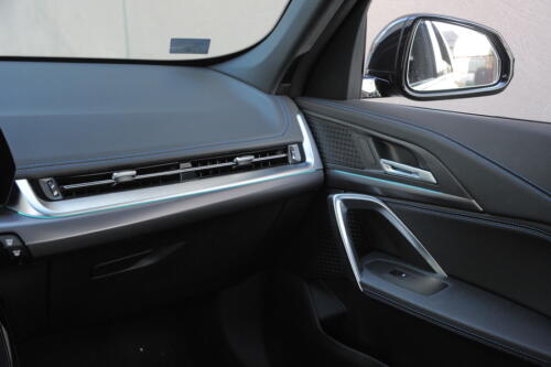 BMW_X1_18d_sDrive_2023_032