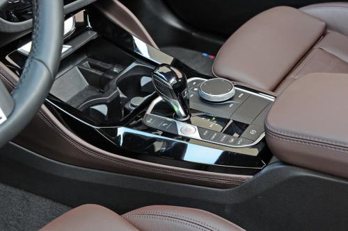 BMW_X4_Facelift_2021_26_resize