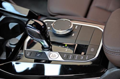 BMW_X4_Facelift_2021_34_resize