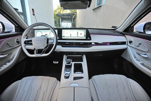 Chery Arrizo 8 PHEV