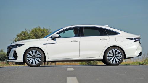 Chery Arrizo 8 PHEV
