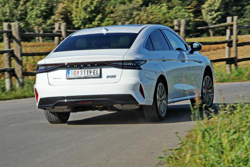 Chery Arrizo 8 PHEV