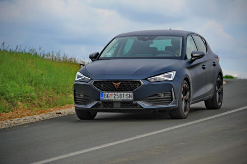 Cupra_Leon_15_eTSI_016