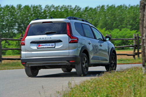 Dacia_Jogger_015