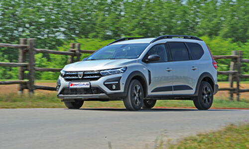 Dacia_Jogger_016