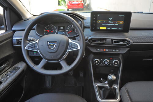 Dacia_Jogger_032