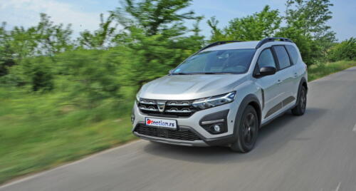 Dacia_Jogger_036