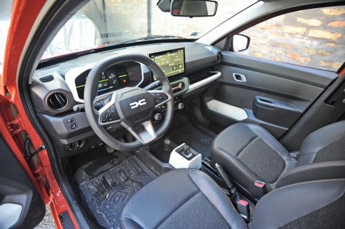 Test - Dacia Spring / Foto Dmotion.rs