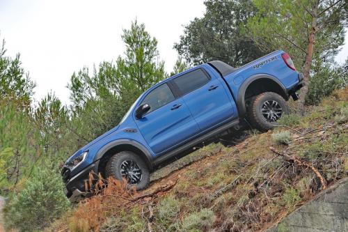 Ford_Raptor_15_resize