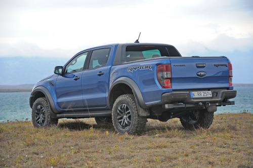 Ford_Raptor_17_resize