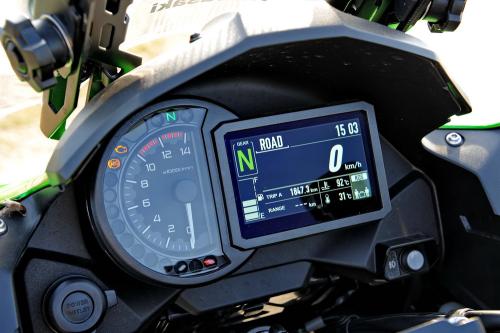 Kawasaki_Versys_1000_015_resize