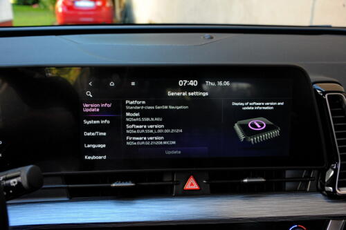 Kia_Sportage_2022_041