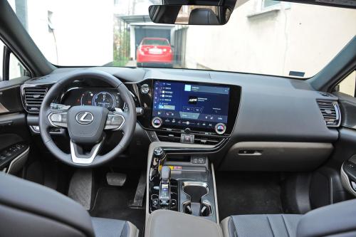 Test – Lexus NX350h Overtrail / Foto: Dmotion.rs