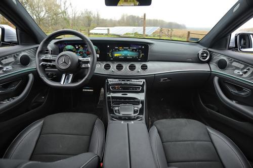 Mercedes_Benz_E220d_4Matic_Dmotion_42