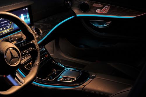 Mercedes_Benz_E220d_4Matic_Dmotion_47