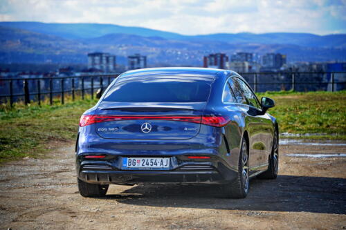 Mercedes_EQS_580_003