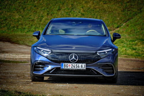 Mercedes_EQS_580_009