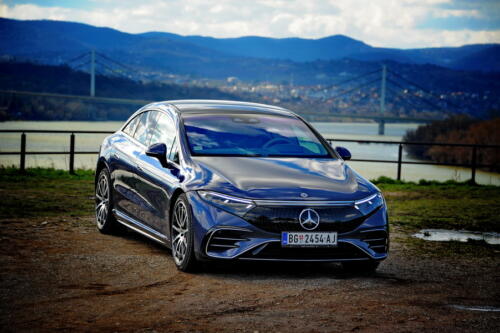 Mercedes_EQS_580_015