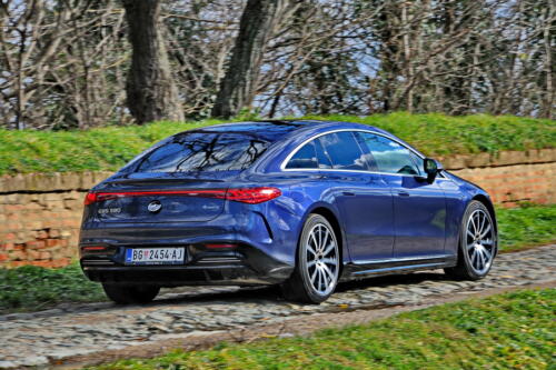 Mercedes_EQS_580_024