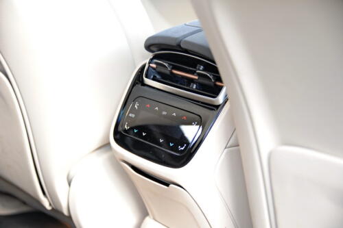 Mercedes_EQS_580_038