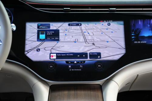 Mercedes_EQS_580_040