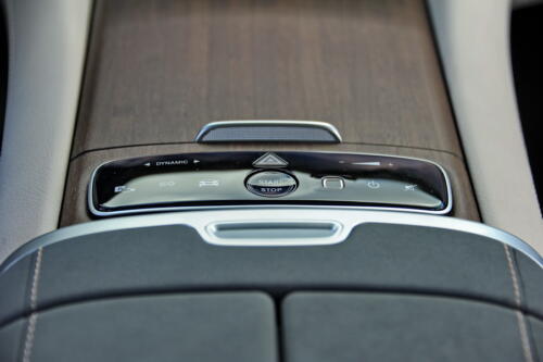 Mercedes_EQS_580_042