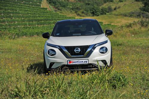 Nissan_Juke_001