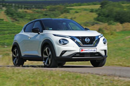 Nissan_Juke_009