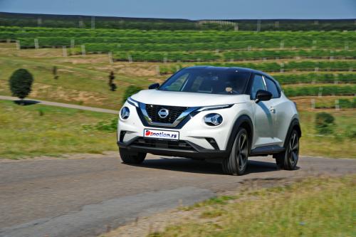 Nissan_Juke_011