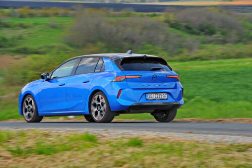 Opel_Astra_011