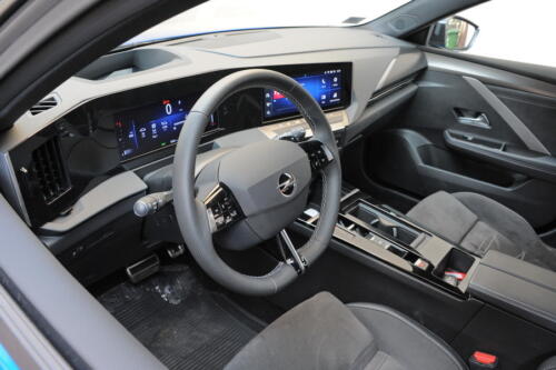 Opel_Astra_021