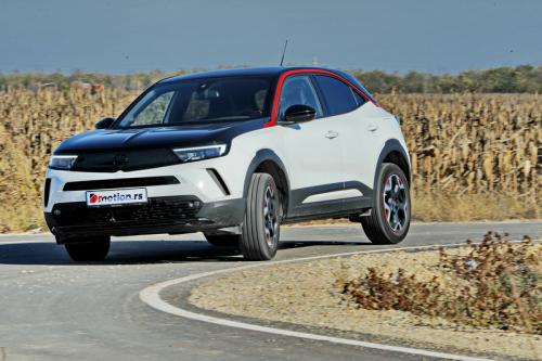 Opel_Mokka_2021_02