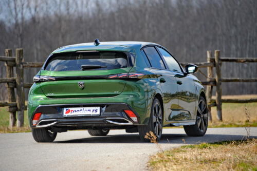 Peugeot_308_003