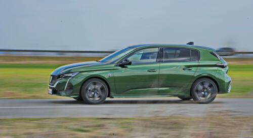 Peugeot_308_008