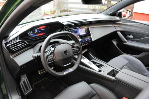 Peugeot_308_021