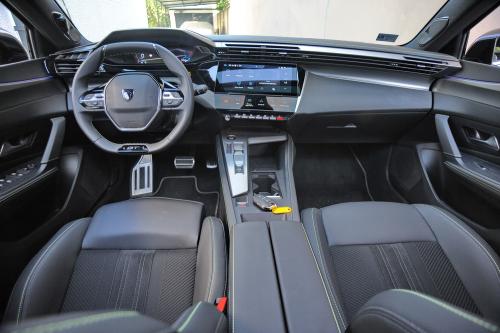 Test – Peugeot 308 Hybrid // Foto©: Dmotion.rs