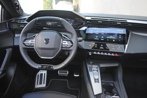 Test – Peugeot 308 Hybrid // Foto©: Dmotion.rs