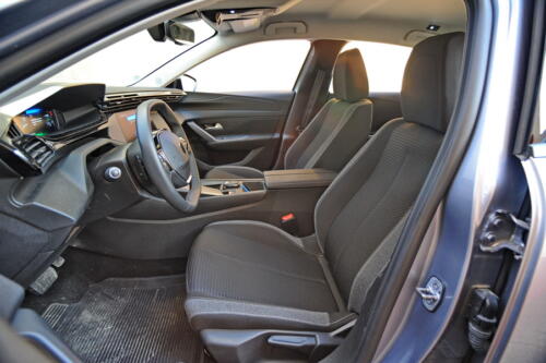Peugeot_308_PHEV_033