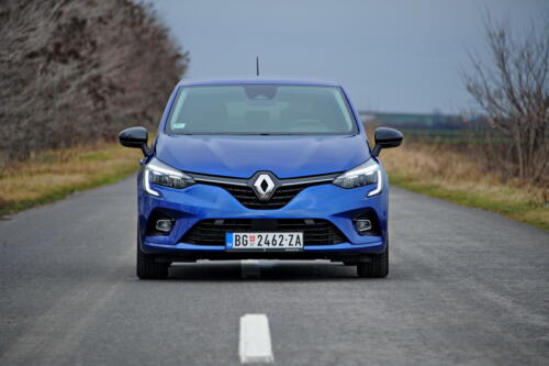 Renault_Clio_ETech_02