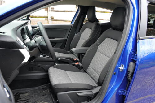 Renault_Clio_ETech_12